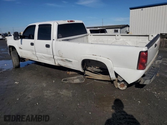 2005 Chevrolet Silverado 3500 SRW LT with VIN 1GCHK33245F953519, listed as a Copart auction lot 46618865 with 221,907 mi miles and Salvage Title. Bid and sale history available at carsss.com. Image 2.