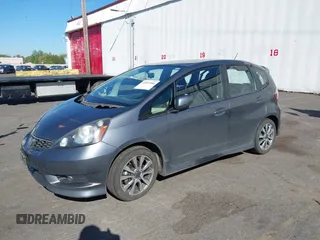 2013 Honda Fit Sport with VIN JHMGE8H58DC045219, listed as a IAAI auction lot 42057466 with 121,837 mi miles. Bid and sale history available at carsss.com. Image 17.