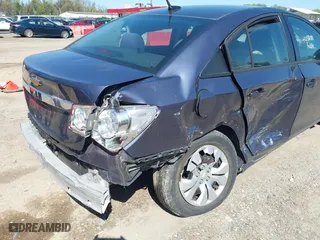 2013 Chevrolet Cruze LS with VIN 1G1PA5SH1D7314922, listed as a IAAI auction lot 42038088 with 121,811 mi miles. Bid and sale history available at carsss.com. Image 13.
