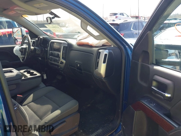 2019 GMC Sierra 1500 SLE z VIN 2GTV2MEC5K1102900, wystawiony jako IAAI lot #41996612 z przebiegiem 69 502 mil mil oraz . Historia ofert i sprzedaży dostępna na DreamBid. Obrazek 5.