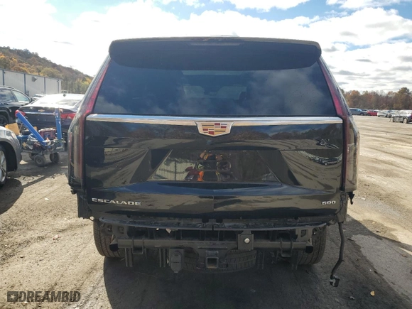 2024 Cadillac Escalade Premium Luxury with VIN 1GYS4BKL1RR181502, listed as a Copart auction lot 77155704 with 6,588 mi miles and Salvage Title. Bid and sale history available at carsss.com. Image 6.