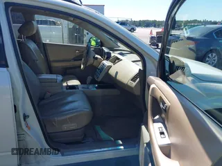 2007 Nissan Murano SL z VIN JN8AZ08W17W610620, wystawiony jako IAAI lot #42273560 z przebiegiem 136 542 mil mil oraz . Historia ofert i sprzedaży dostępna na DreamBid. Obrazek 5.