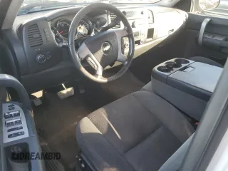 2009 Chevrolet Silverado 1500 with VIN 2GCFC135091121613, listed as a Copart auction lot 49865475 with 169,755 mi miles and Salvage Title. Bid and sale history available at DreamBid. Image 8.