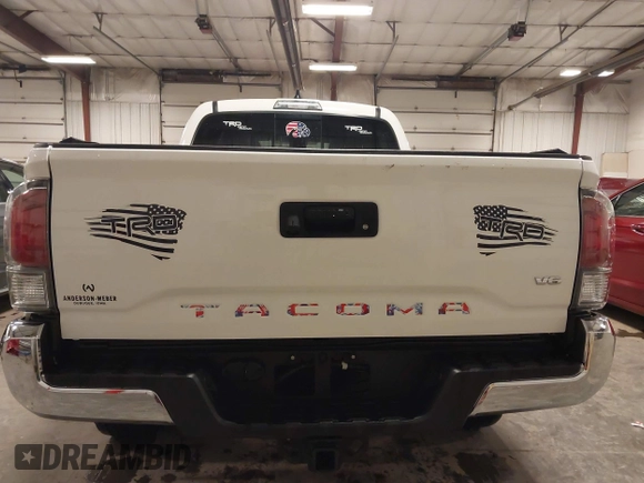 2021 Toyota Tacoma 4WD SR5 with VIN 3TMDZ5BN6MM113743, listed as a IAAI auction lot 41413775 with 24,735 mi miles. Bid and sale history available at carsss.com. Image 17.