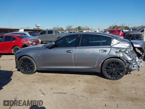2021 Cadillac CT5 Sport z VIN 1G6DP5RK6M0128539, wystawiony jako IAAI lot #41418733 z przebiegiem 25 332 mil mil oraz . Historia ofert i sprzedaży dostępna na DreamBid. Obrazek 14.