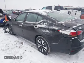 2021 Nissan Altima SV z VIN 1N4BL4DW2MN406284, wystawiony jako IAAI lot #41401817 z przebiegiem 34 145 mil mil oraz . Historia ofert i sprzedaży dostępna na DreamBid. Obrazek 3.