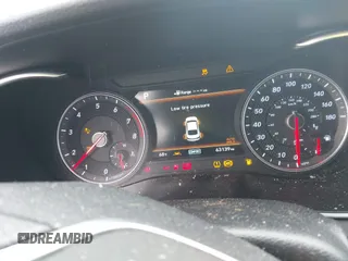 2019 Genesis G70 Advanced z VIN KMTG34LE8KU035029, wystawiony jako IAAI lot #42361301 z przebiegiem 63 139 mil mil oraz . Historia ofert i sprzedaży dostępna na DreamBid. Obrazek 7.