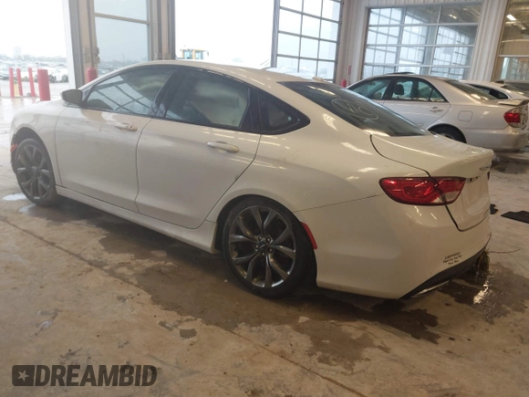 2015 Chrysler 200 S with VIN 1C3CCCBG4FN600570, listed as a IAAI auction lot 41964364 with 1 mi miles. Bid and sale history available at carsss.com. Image 3.