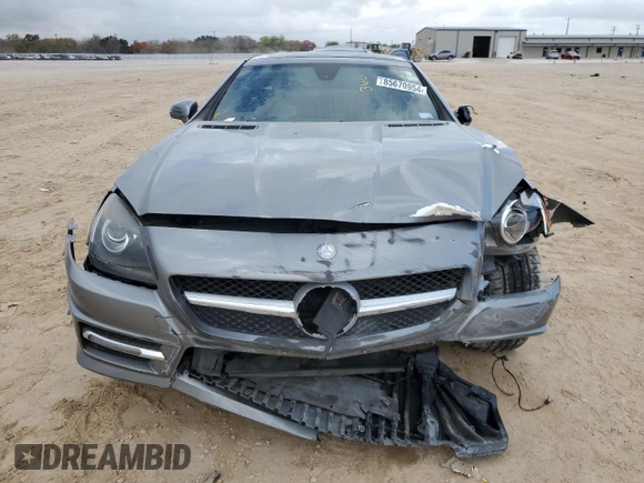 2012 Mercedes-Benz SLK 350 with VIN WDDPK5HA3CF033391, listed as a Copart auction lot 85670954 with 135,423 mi miles and Salvage title. Bid and sale history available at DreamBid. Image 5.