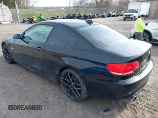 2009 BMW 3 Series 328i xDrive with VIN WBAWV53519P080409, listed as a IAAI auction lot 42003841 with 120,589 mi miles and . Bid and sale history available at carsss.com. Image 3.