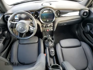 2024 MINI Convertible Cooper S with VIN WMW43DL03R3R99976, listed as a Copart auction lot 88112225 with 17,104 mi miles and Clean title. Bid and sale history available at DreamBid. Image 8.