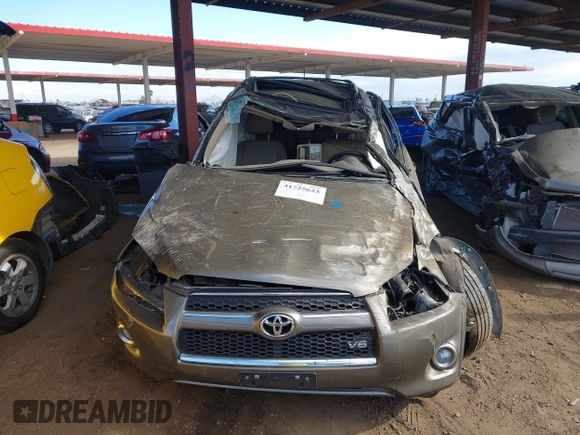 2012 Toyota RAV4 Limited with VIN 2T3DK4DV8CW093262, listed as a IAAI auction lot 41725623 with 157,279 mi miles. Bid and sale history available at carsss.com. Image 11.