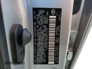 2019 Toyota Prius L Eco z VIN JTDKARFU5K3077176, wystawiony jako Copart lot #57304345 z przebiegiem 110 745 mil mil oraz Szkoda całkowita • Salvage title. Historia ofert i sprzedaży dostępna na DreamBid. Obrazek 12.