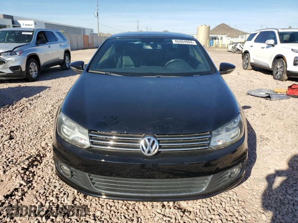 2012 Volkswagen Eos Lux with VIN WVWFW7AH7CV019982, listed as a Copart auction lot 86004064 with 130,463 mi miles and Clean Title. Bid and sale history available at DreamBid. Image 5.