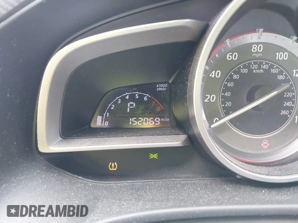 2014 Mazda 3 i Touring z VIN JM1BM1L70E1101262, wystawiony jako IAAI lot #42205168 z przebiegiem 152 069 mil mil oraz . Historia ofert i sprzedaży dostępna na DreamBid. Obrazek 15.