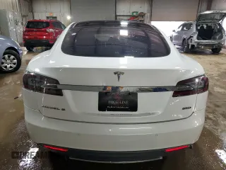 2015 Tesla Model S 85D with VIN 5YJSA1H24FF092628, listed as a Copart auction lot 51959035 with 128,744 mi miles and Salvage Title. Bid and sale history available at carsss.com. Image 6.
