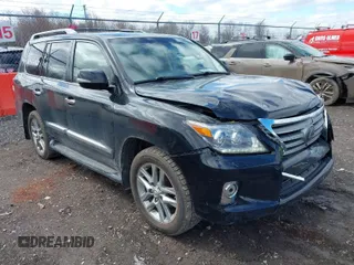 2013 Lexus LX 570 with VIN JTJHY7AX0D4124605, listed as a IAAI auction lot 41913053 with 141,389 mi miles and . Bid and sale history available at carsss.com. Image 1.