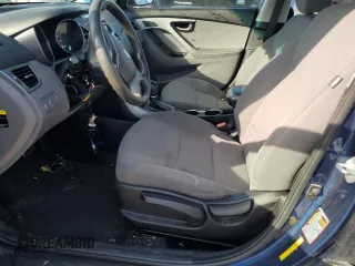 2015 Hyundai Elantra SE z VIN 5NPDH4AE5FH585939, wystawiony jako Copart lot #53569145 z przebiegiem 149 712 mil mil oraz Szkoda całkowita • Salvage title. Historia ofert i sprzedaży dostępna na DreamBid. Obrazek 7.