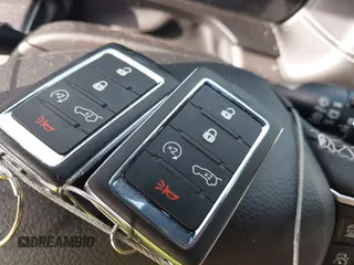 2023 Jeep Grand Cherokee Limited with VIN 1C4RJGBG2PC502847, listed as a IAAI auction lot 42471744 with 33,310 mi miles and . Bid and sale history available at DreamBid. Image 11.