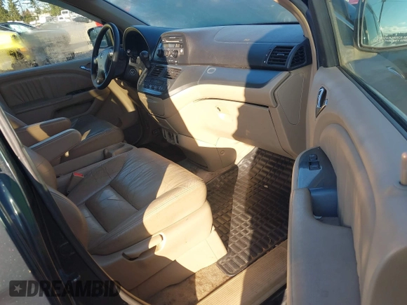 2005 Honda Odyssey EX-L with VIN 5FNRL38685B423426, listed as a IAAI auction lot 41519779 with 423,419 mi miles. Bid and sale history available at carsss.com. Image 5.
