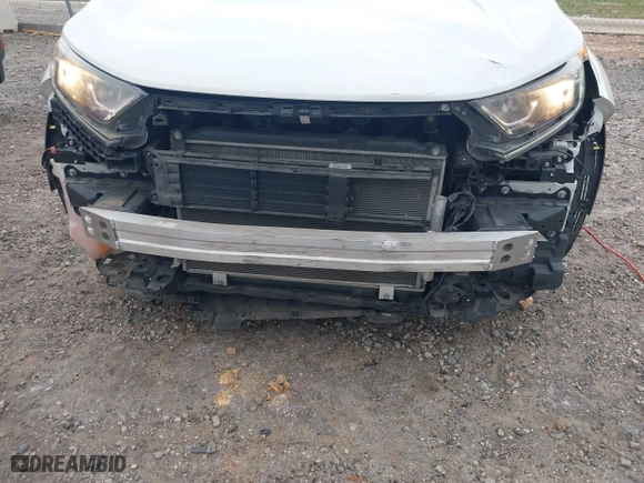 2018 Honda CR-V LX with VIN 2HKRW5H39JH417591, listed as a IAAI auction lot 41762656 with 86,957 mi miles. Bid and sale history available at carsss.com. Image 6.