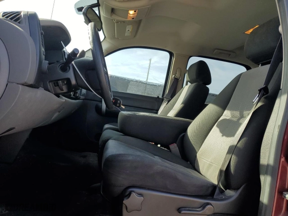 2009 Chevrolet Silverado 1500 LS with VIN 3GCEC13C79G189618, listed as a Copart auction lot 47524025 with 114,225 mi miles and Salvage Title. Bid and sale history available at carsss.com. Image 7.