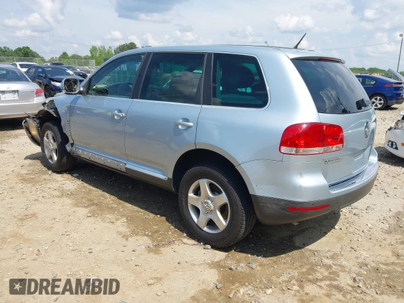 2007 Volkswagen Touareg V6 z VIN WVGZE77L57D000964, wystawiony jako IAAI lot #42159667 z przebiegiem 143 542 mil mil oraz . Historia ofert i sprzedaży dostępna na DreamBid. Obrazek 3.