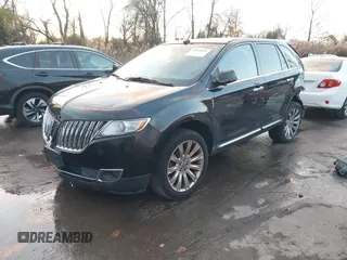 2014 Lincoln MKX z VIN 2LMDJ8JK0EBL19868, wystawiony jako IAAI lot #40960894 z przebiegiem 88 609 mil mil oraz . Historia ofert i sprzedaży dostępna na DreamBid. Obrazek 2.