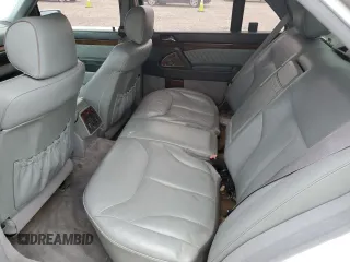 1992 Mercedes-Benz 560 with VIN WDBGA57E7NA068936, listed as a Copart auction lot 85746754 with 132,264 mi miles and Clean Title. Bid and sale history available at DreamBid. Image 10.