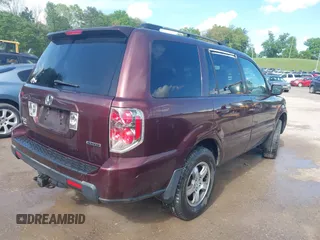 2008 Honda Pilot EX-L with VIN 5FNYF18578B015972, listed as a IAAI auction lot 42076989 with 236,787 mi miles and . Bid and sale history available at DreamBid. Image 4.