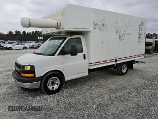 2018 Chevrolet Express Commercial with VIN 1GB0GSFG7J1333212, listed as a Copart auction lot 88714125 with 468,934 mi miles and Clean Title. Bid and sale history available at carsss.com. Image 1.
