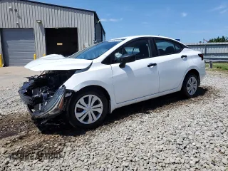 2024 Nissan Versa S z VIN 3N1CN8DV2RL906172, wystawiony jako Copart lot #58047665 z przebiegiem 21 007 mil mil oraz Szkoda całkowita • Salvage title. Historia ofert i sprzedaży dostępna na DreamBid. Obrazek 1.
