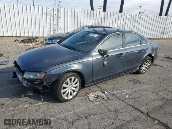2011 Audi A4 Premium Plus z VIN WAUEFAFL3BN001027, wystawiony jako Copart lot #43606815 z przebiegiem Nie podano mil oraz Nie do naprawy • Non repairable. Historia ofert i sprzedaży dostępna na DreamBid. Obrazek 1.