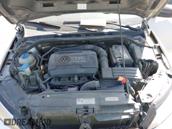 2015 Volkswagen Jetta SE with VIN 3VWD17AJ8FM258414, listed as a IAAI auction lot 42476922 with 169,569 mi miles and . Bid and sale history available at DreamBid. Image 10.