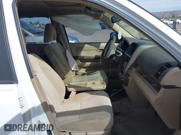 2005 Honda CR-V EX with VIN JHLRD78855C019859, listed as a IAAI auction lot 42150979 with 247,364 mi miles. Bid and sale history available at carsss.com. Image 5.