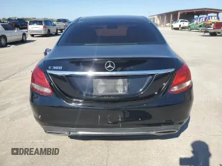 2018 Mercedes-Benz C 300 with VIN 55SWF4JB8JU234808, listed as a Copart auction lot 80482574 with 220,883 mi miles and Clean Title. Bid and sale history available at carsss.com. Image 6.