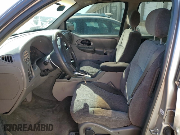 2004 Chevrolet TrailBlazer LS with VIN 1GNDT13S142283182, listed as a Copart auction lot 45105985 with 210,473 mi miles and Salvage Title. Bid and sale history available at carsss.com. Image 7.