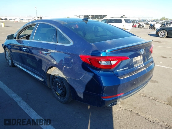 2015 Hyundai Sonata 2.4L Sport with VIN 5NPE34AF5FH011725, listed as a IAAI auction lot 40838027 with 122,472 mi miles. Bid and sale history available at carsss.com. Image 3.
