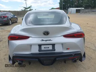 2021 Toyota Supra 2.0 z VIN WZ1DB2C07MW040454, wystawiony jako IAAI lot #42352981 z przebiegiem 30 416 mil mil oraz . Historia ofert i sprzedaży dostępna na DreamBid. Obrazek 16.