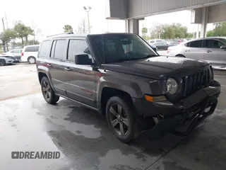 2017 Jeep Patriot Sport z VIN 1C4NJPBB2HD120350, wystawiony jako IAAI lot #41395664 z przebiegiem 172 591 mil mil oraz . Historia ofert i sprzedaży dostępna na DreamBid. Obrazek 1.