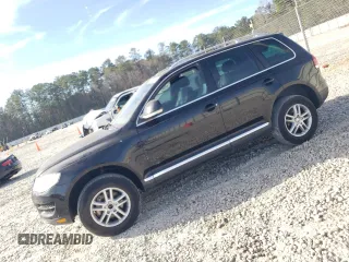 2008 Volkswagen Touareg 2 V6 with VIN WVGBE77L78D015078, listed as a Copart auction lot 49756325 with 134,898 mi miles and Salvage Title. Bid and sale history available at carsss.com. Image 1.