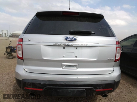 2011 Ford Explorer z VIN 1FMHK8B83BGA28556, wystawiony jako Copart lot #54330445 z przebiegiem 162 053 mil mil oraz Szkoda całkowita • Salvage title. Historia ofert i sprzedaży dostępna na DreamBid. Obrazek 6.