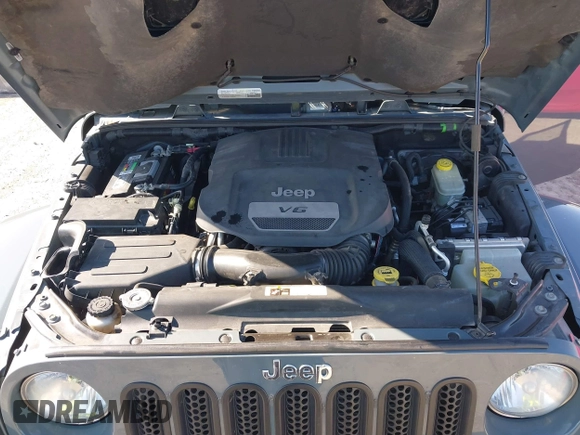 2015 Jeep Wrangler Unlimited Rubicon with VIN 1C4BJWFG7FL525724, listed as a IAAI auction lot 41394059 with 132,058 mi miles. Bid and sale history available at carsss.com. Image 10.