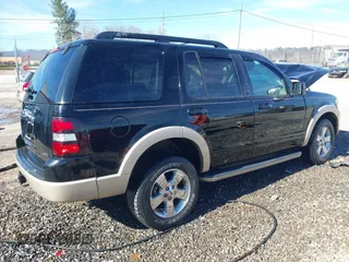 2010 Ford Explorer Eddie Bauer z VIN 1FMEU7E89AUA95634, wystawiony jako IAAI lot #40824094 z przebiegiem Nie podano mil oraz . Historia ofert i sprzedaży dostępna na DreamBid. Obrazek 4.