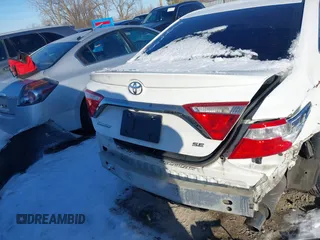 2017 Toyota Camry XLE z VIN 4T1BF1FK5HU743856, wystawiony jako IAAI lot #41297063 z przebiegiem 156 218 mil mil oraz . Historia ofert i sprzedaży dostępna na DreamBid. Obrazek 16.