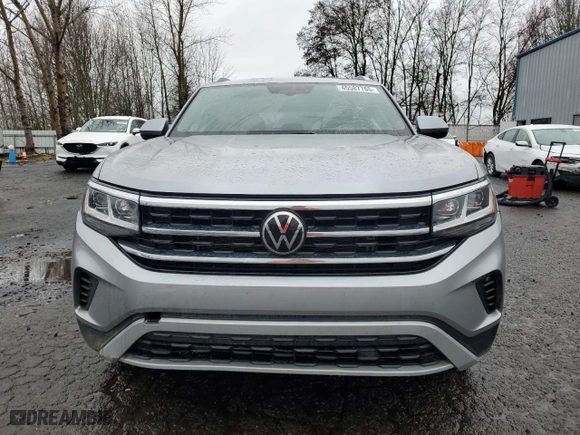 2021 Volkswagen Atlas Cross Sport 2.0T S with VIN 1V2GC2CA0MC241095, listed as a Copart auction lot 45587765 with 27,659 mi miles and Salvage Title. Bid and sale history available at carsss.com. Image 5.