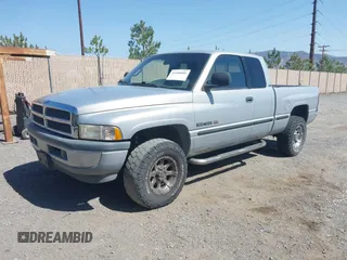 1998 Dodge 1500 z VIN 1B7HF13YXWJ203604, wystawiony jako IAAI lot #42408086 z przebiegiem 257 012 mil mil oraz . Historia ofert i sprzedaży dostępna na DreamBid. Obrazek 2.