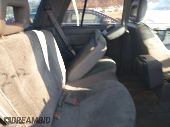 1994 Isuzu Rodeo LS z VIN 4S2CG58V5R4332970, wystawiony jako IAAI lot #41680075 z przebiegiem 182 330 mil mil oraz . Historia ofert i sprzedaży dostępna na DreamBid. Obrazek 8.