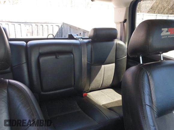 2012 GMC Sierra 2500HD SLE z VIN 1GT120C84CF145821, wystawiony jako IAAI lot #42027315 z przebiegiem 182 249 mil mil oraz . Historia ofert i sprzedaży dostępna na DreamBid. Obrazek 8.