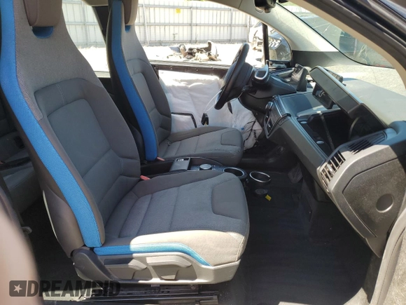 2019 BMW i3 with VIN WBY8P4C53K7D19935, listed as a Copart auction lot 64328905 with 44,142 mi miles and Salvage title. Bid and sale history available at DreamBid. Image 7.